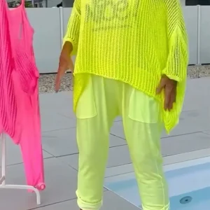 Seraphira - Combinaison décontractée avec imprimé monogramme et blouse ajourée