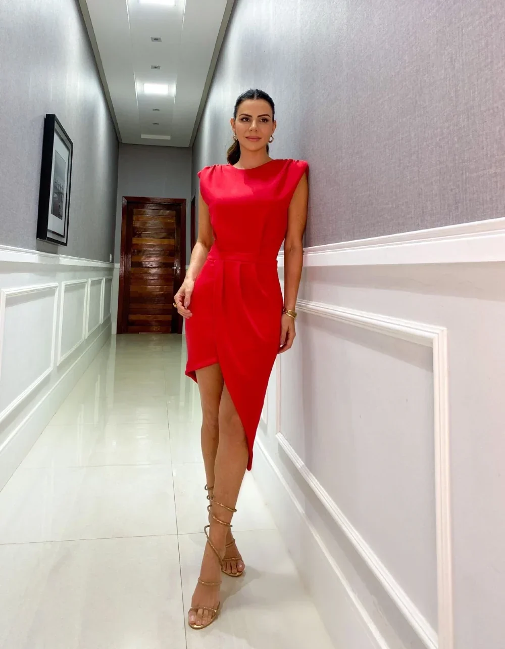 Vanya - Robe Élégante et Moderne – Image 4