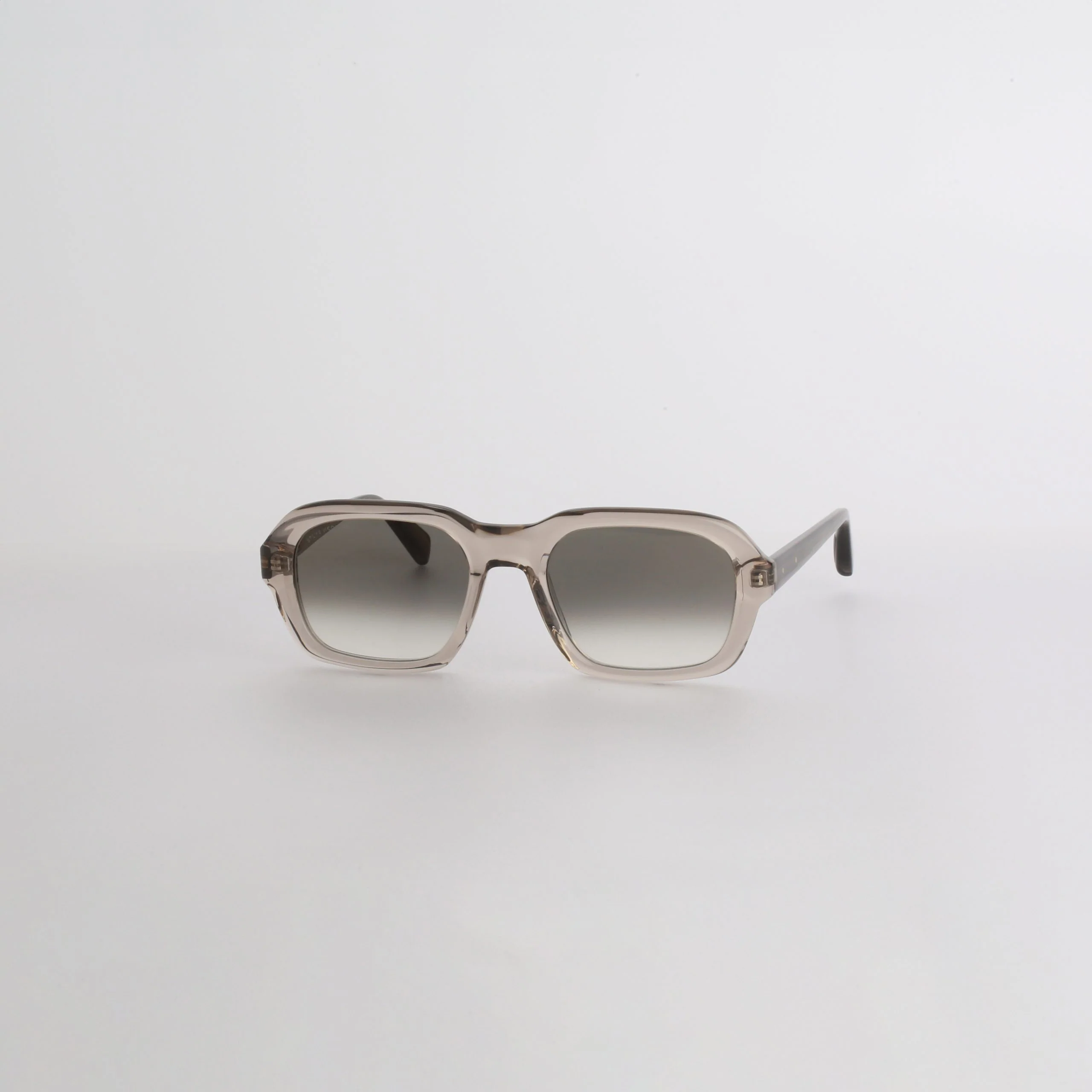 Steve McQueen Eyewear | Les lunettes de soleil ''BANKABLE'' - Champagne Cristal – Image 4