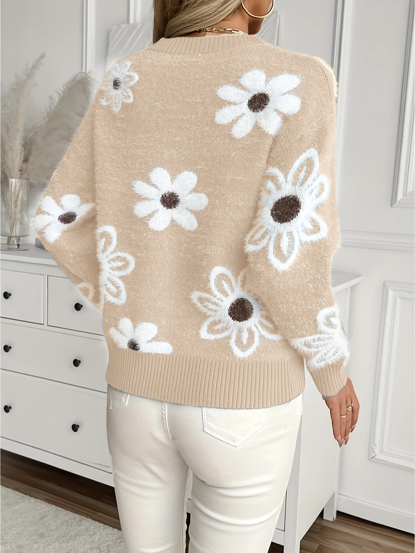 Madeleine - Pull floral pour femmes – Image 6