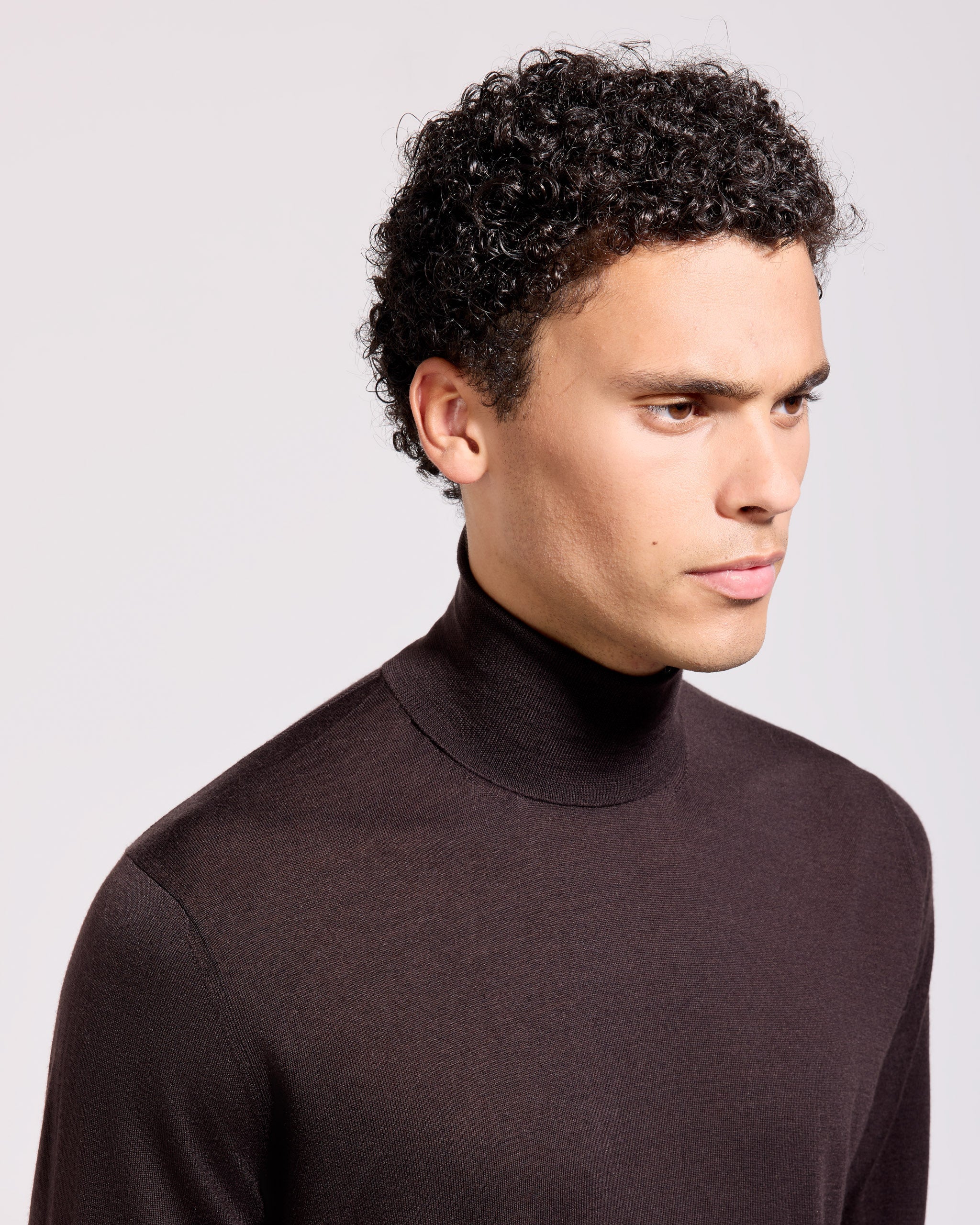 Filippo De Laurentiis | Pull à col roulé en laine mérinos royale - Marron – Image 3