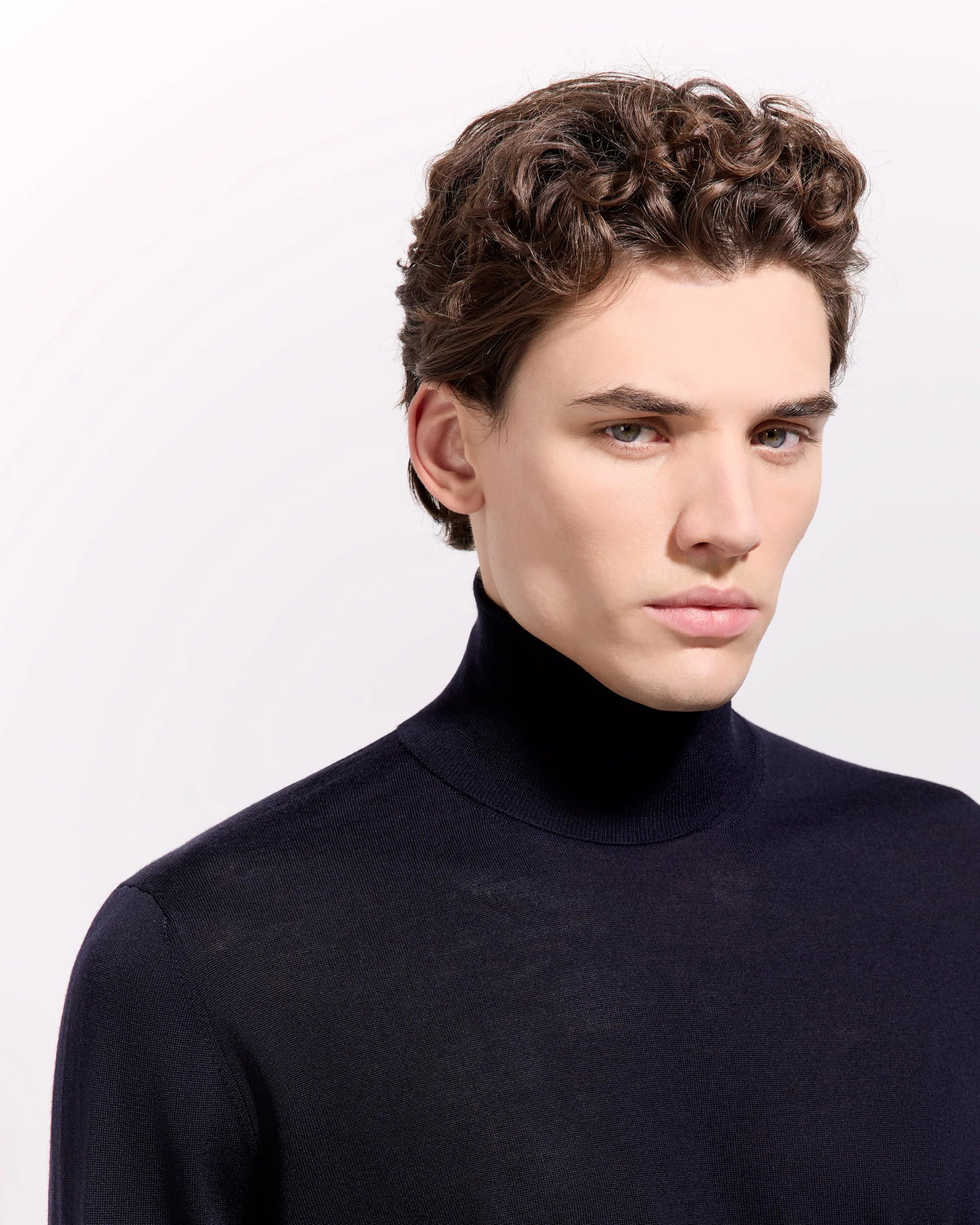 Filippo De Laurentiis | Pull à col roulé en laine mérinos royale - Bleu – Image 3