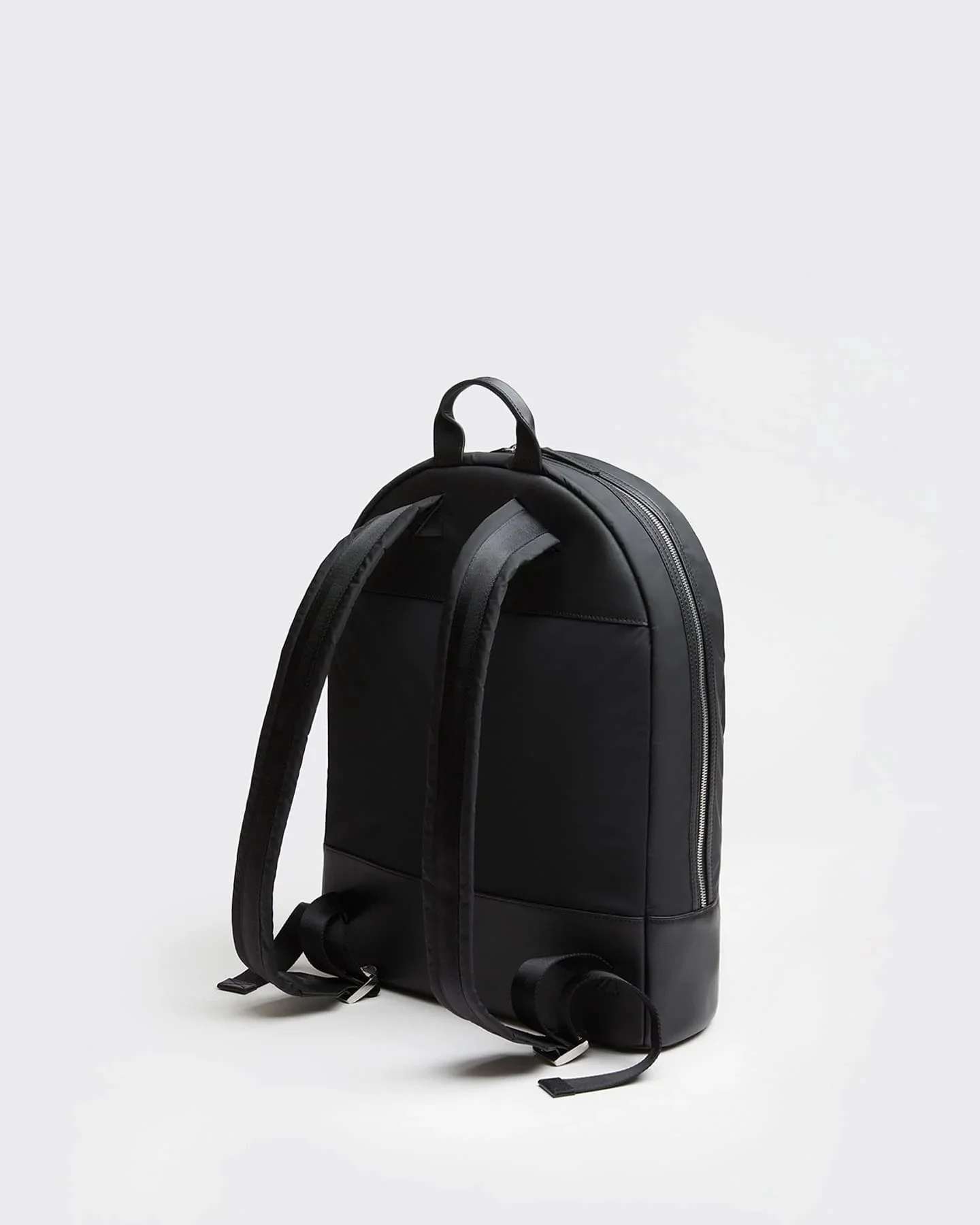 WANT Les Essentiels - Sac à dos Kastrup 2.0 en nylon recyclé - Noir – Image 5