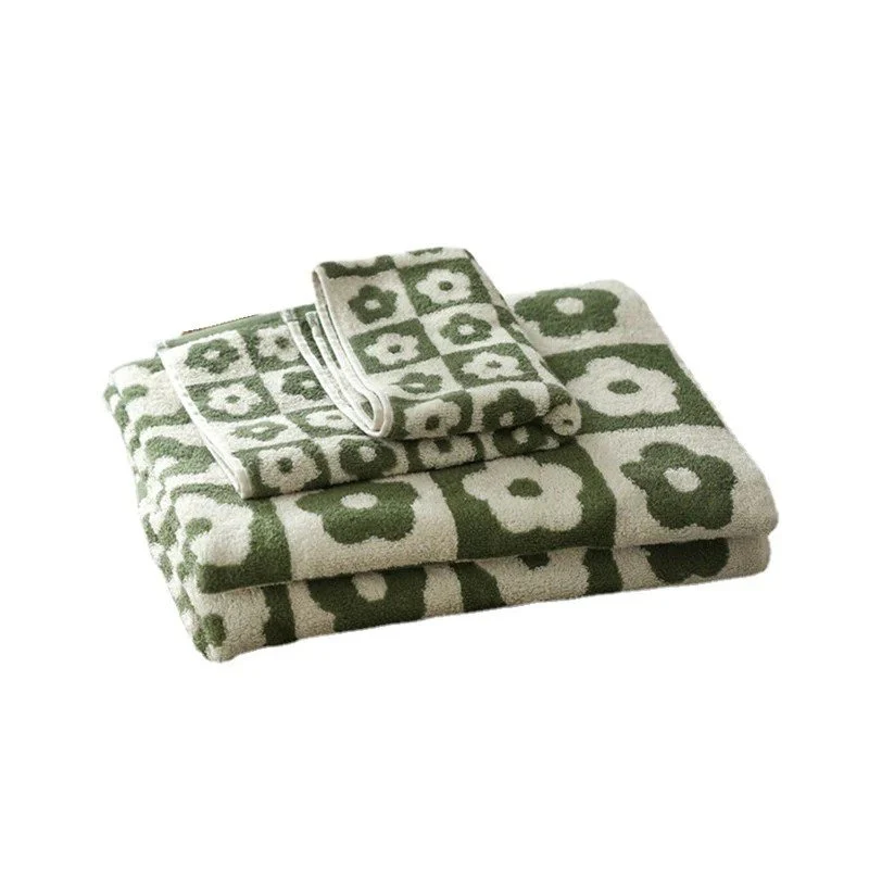Un Art de Vivre - serviette de bain ''Retro Flower'' - Vert – Image 4