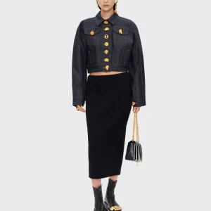 VESTE COURTE ÉPAULES ARRONDIES